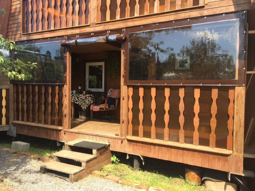 Веранда к деревянному дому