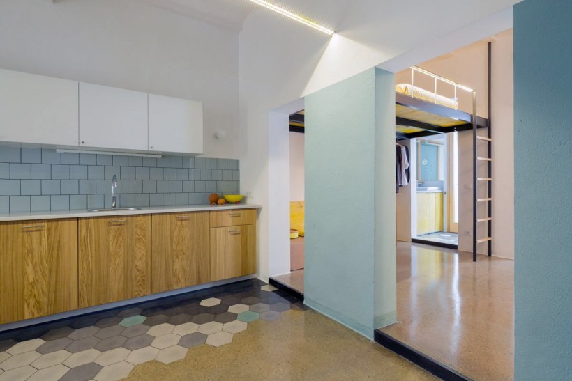 Зонирование кухни плиткой