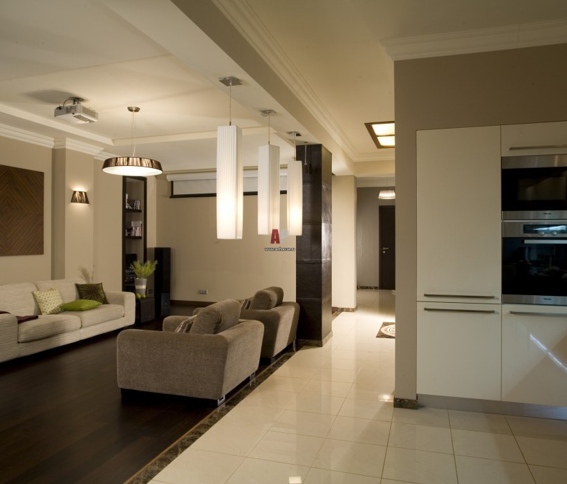 Пол в кухне гостиной