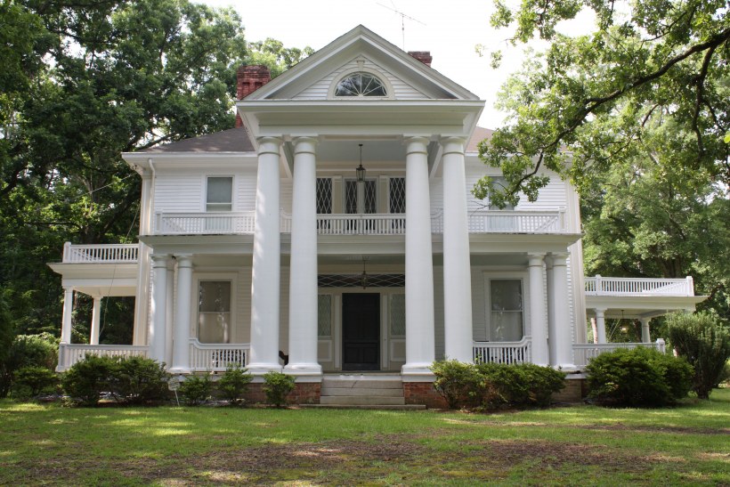 Дом в колониальном стиле США 19 век