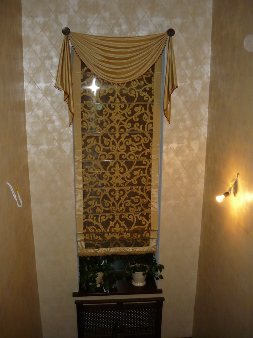 Шторы в дверной пролет