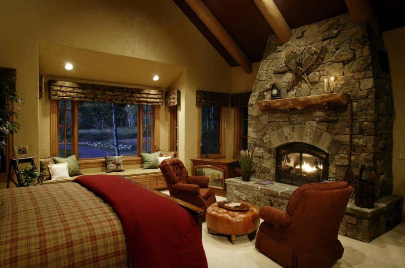 Камин в спальне