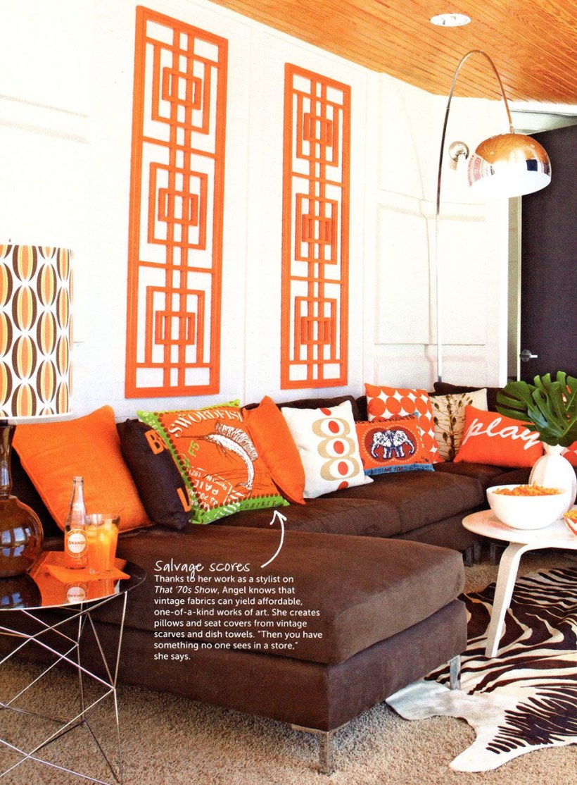 Гостиная в оранжевых тонах