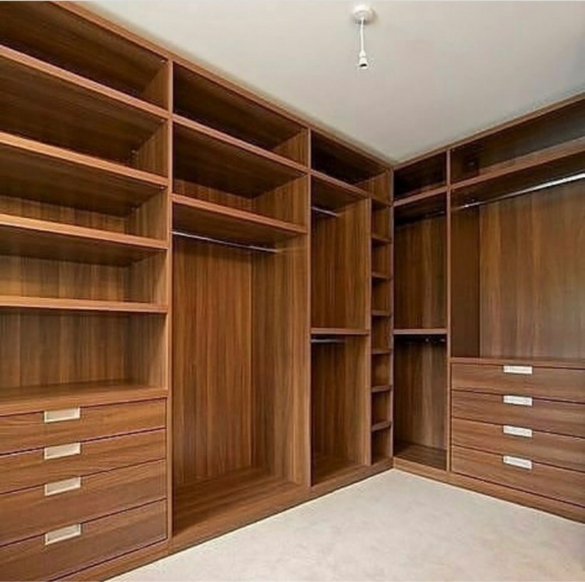 Гардеробная комната