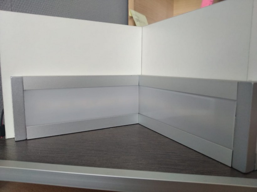 Profilpas Metal line плинтус