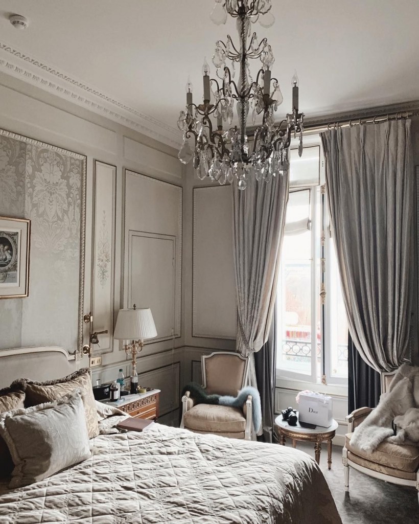Спальня в парижском стиле