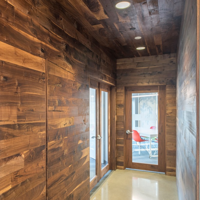 Вагонка из старого дерева