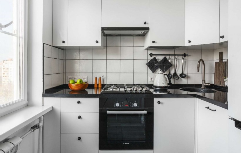 Маленькая белая кухня