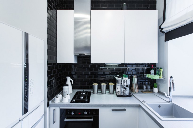 Кухня в очень маленькой квартире