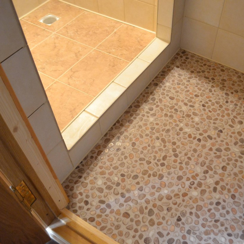 Отделка пола в душевой