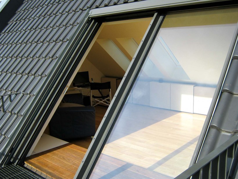 Витражное остекление мансарды