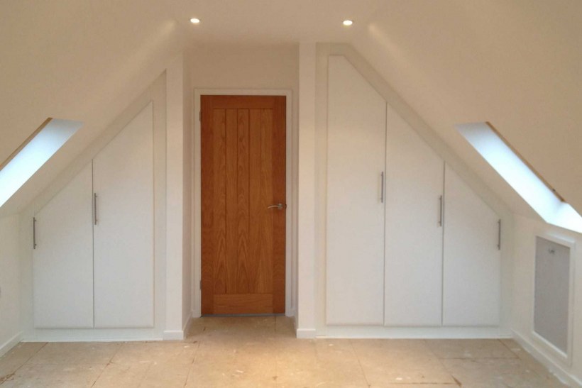 Дверцы на мансарде