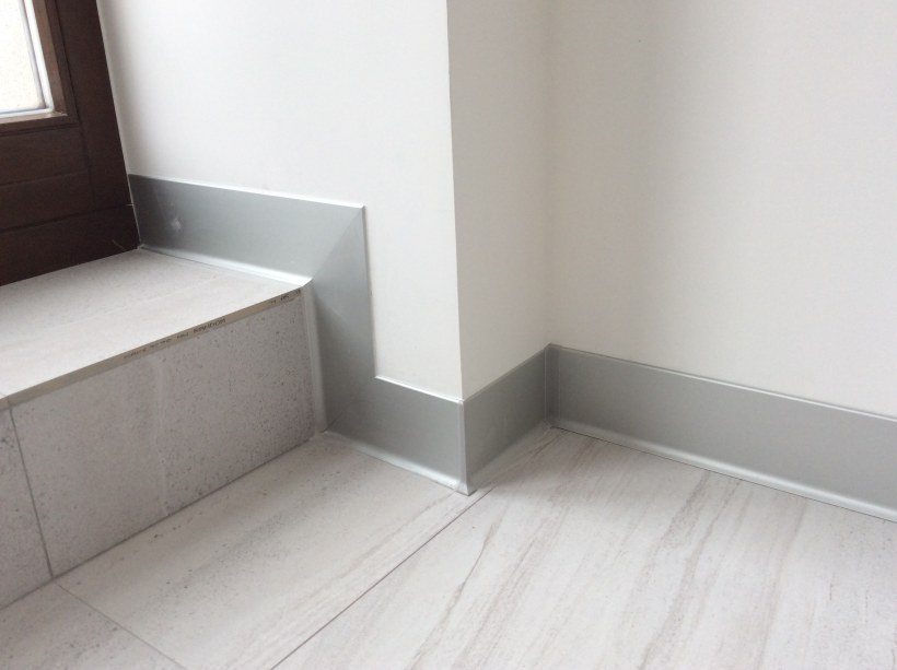 Ламинат без плинтуса