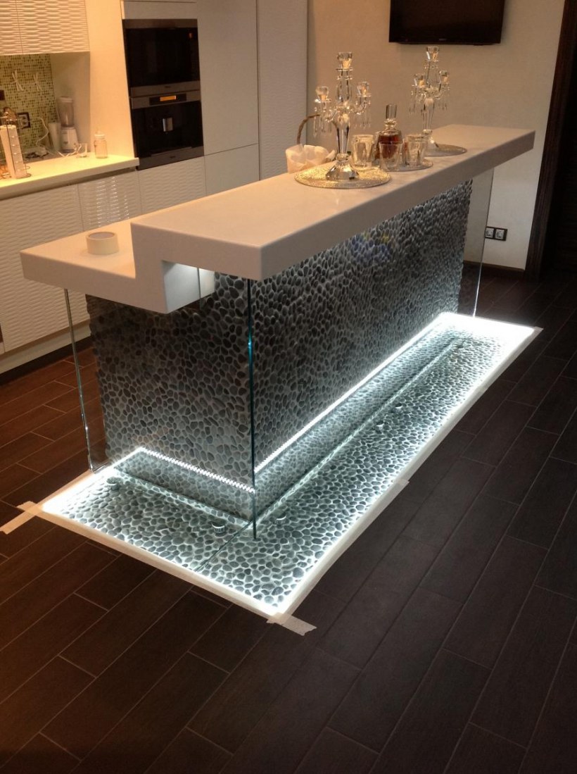 Столешница из стекла