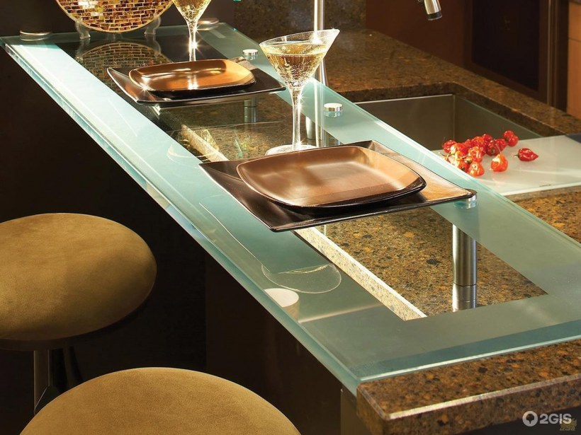 Стеклянный ресепшн