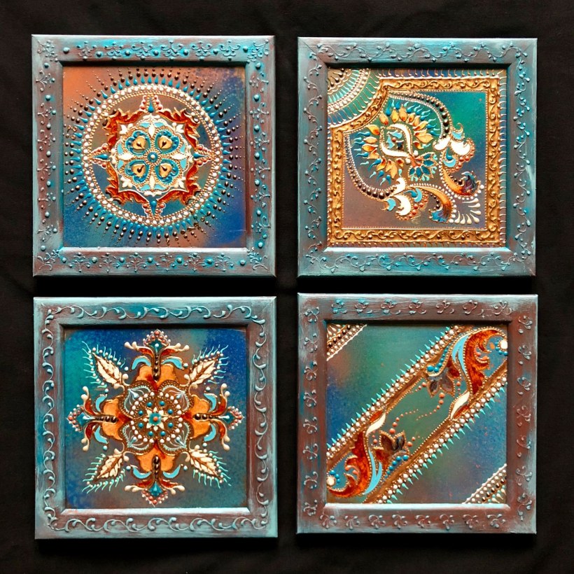 Панно из керамической плитки в раме