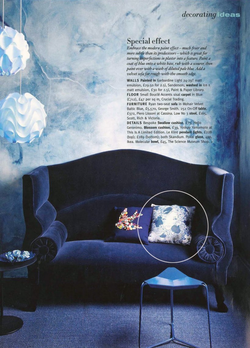 Бело синий интерьер гостиной