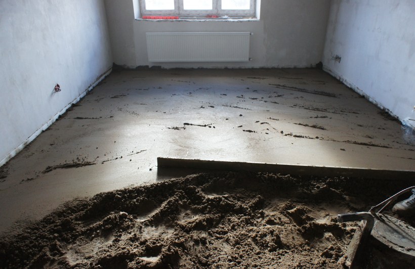 Кривая стяжка пола