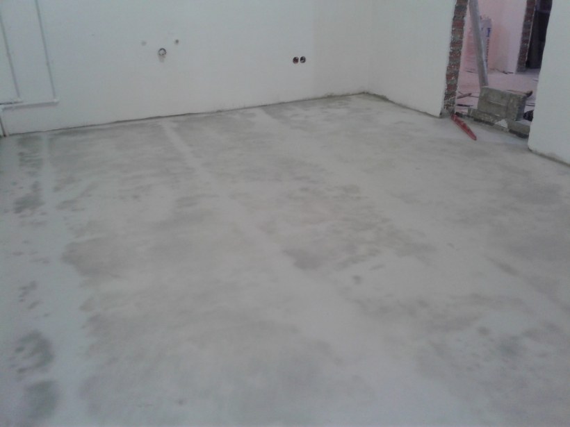 Поэтапная заливка наливного пола