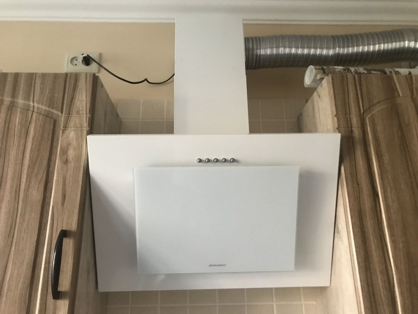 Вытяжка Maunfeld Tower Light 60 белый/