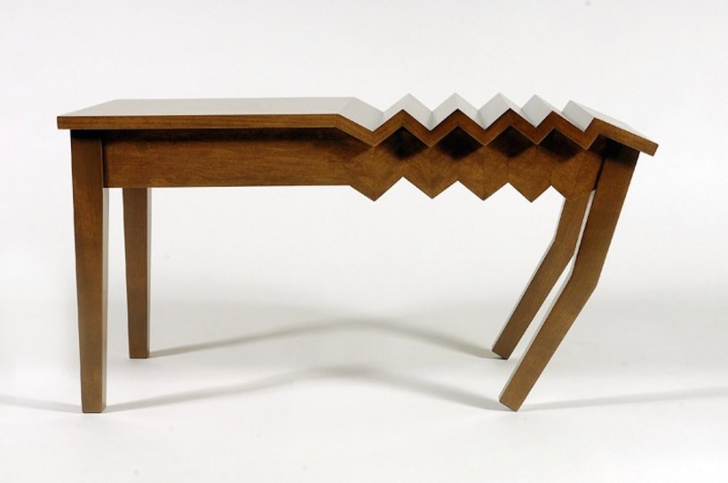 Смешной стол