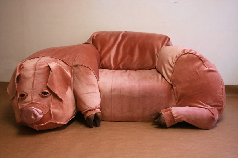 Смешной диван