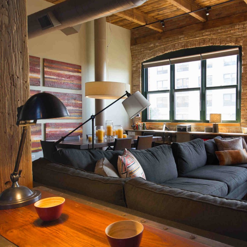 Диван в гостиную лофт