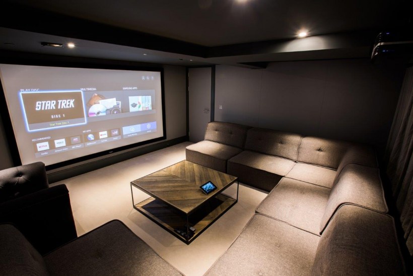 Экран для домашнего кинотеатра