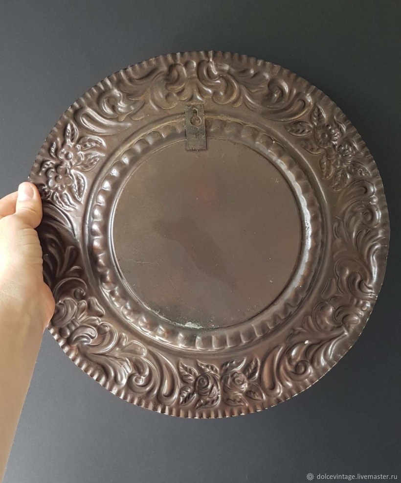 Тарелка медная настенная