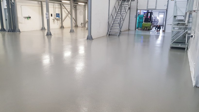 Красивый пол в гараже