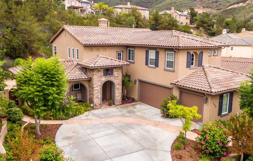 Двор особняка