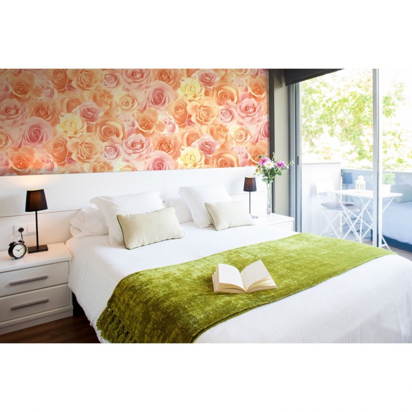 Обои на стену в комнату