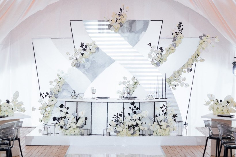 Декор свадебного зала геометрия