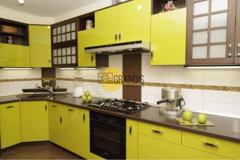 Желтые кухни