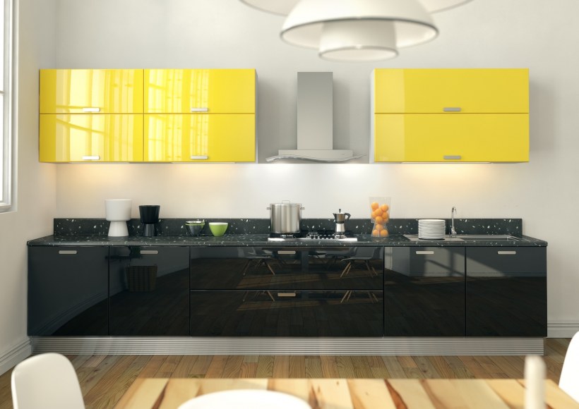 Черно желтая кухня