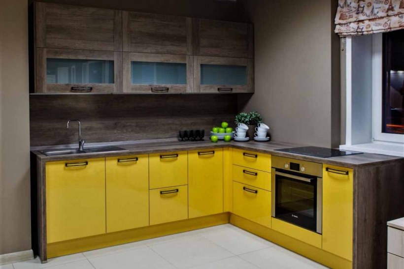 Кухня из пластика Lora