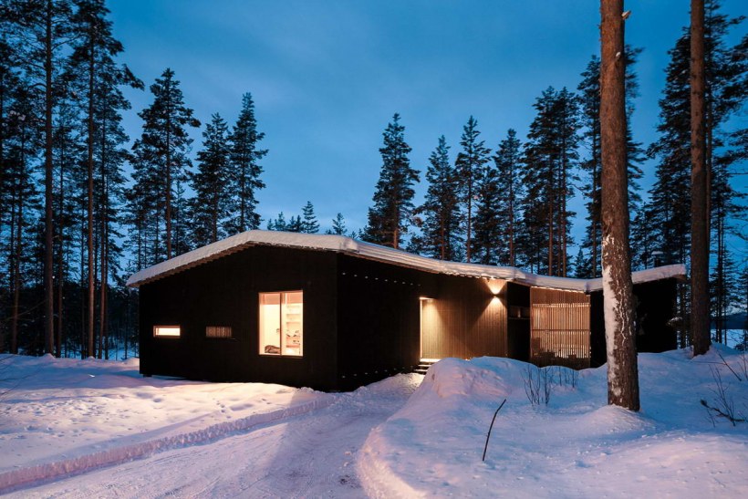 Финский домик в лесу