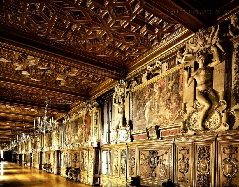 Дворец Фонтенбло галерея Франциска 1