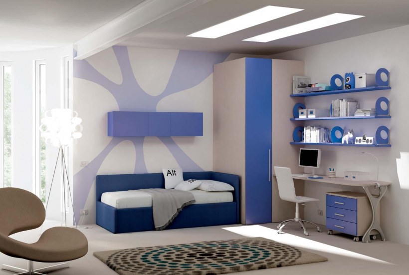 Синяя мебель в детской