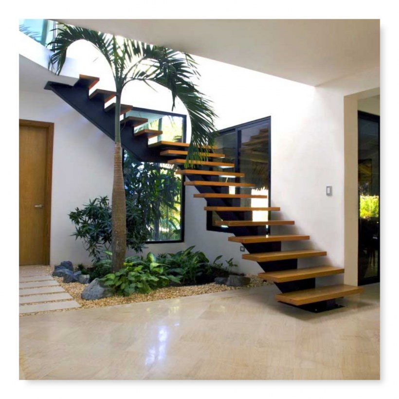 Зимний сад с винтовой лестницей