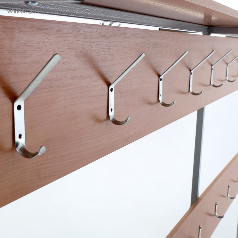 Вешалки для гардероба