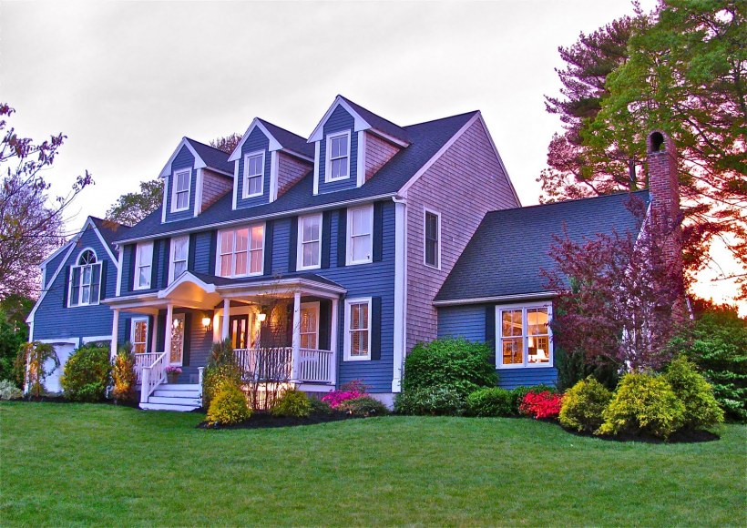 Фиолетовый дом