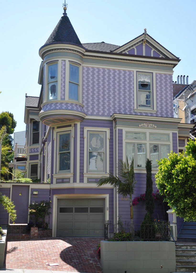 Фиолетовый особняк