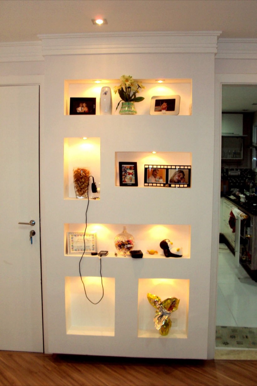 Встроенные полки