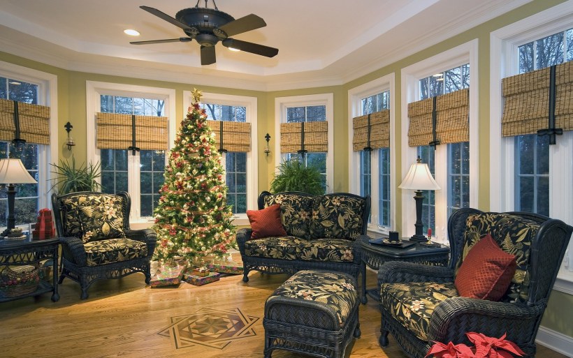 Рождественская гостиная с камином