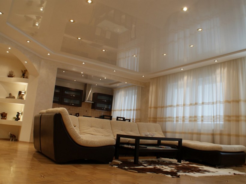 Натяжной потолок гости