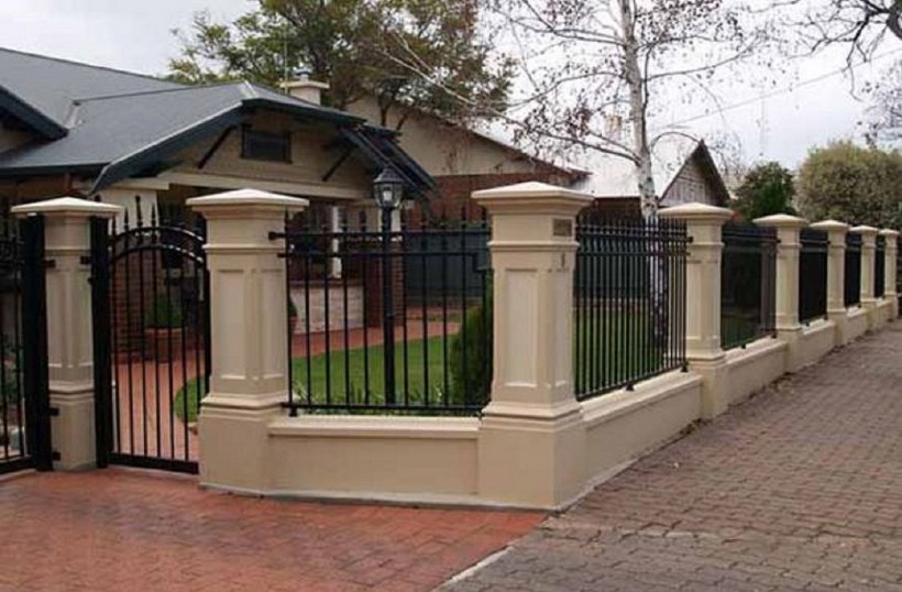 Красивые фасадные заборы