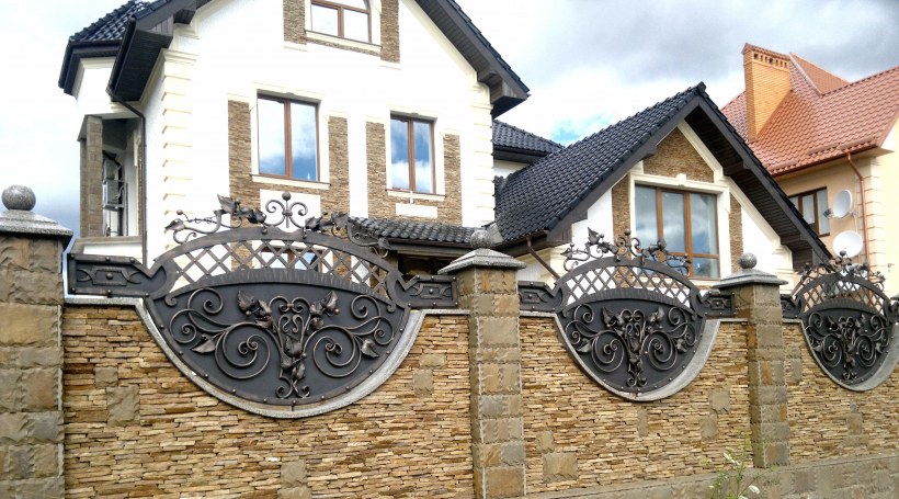 Забор БРИКС ворота