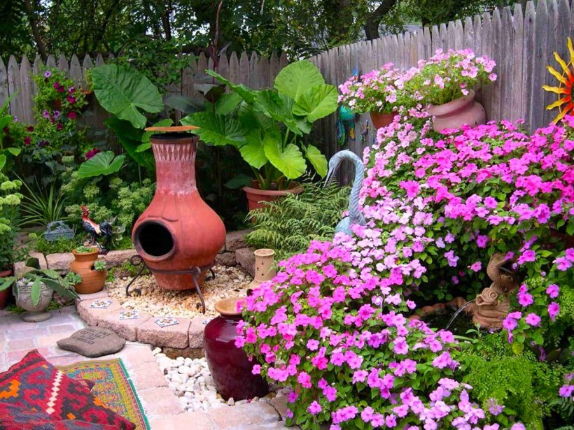 Украсить сад цветами