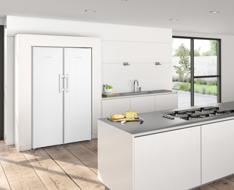 Холодильник Liebherr SBS 7242